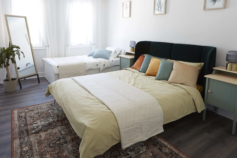 Photo of Bedroom in Oro-Medonte