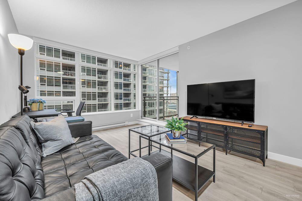 Photo of Livingroom in Richmond City Centre