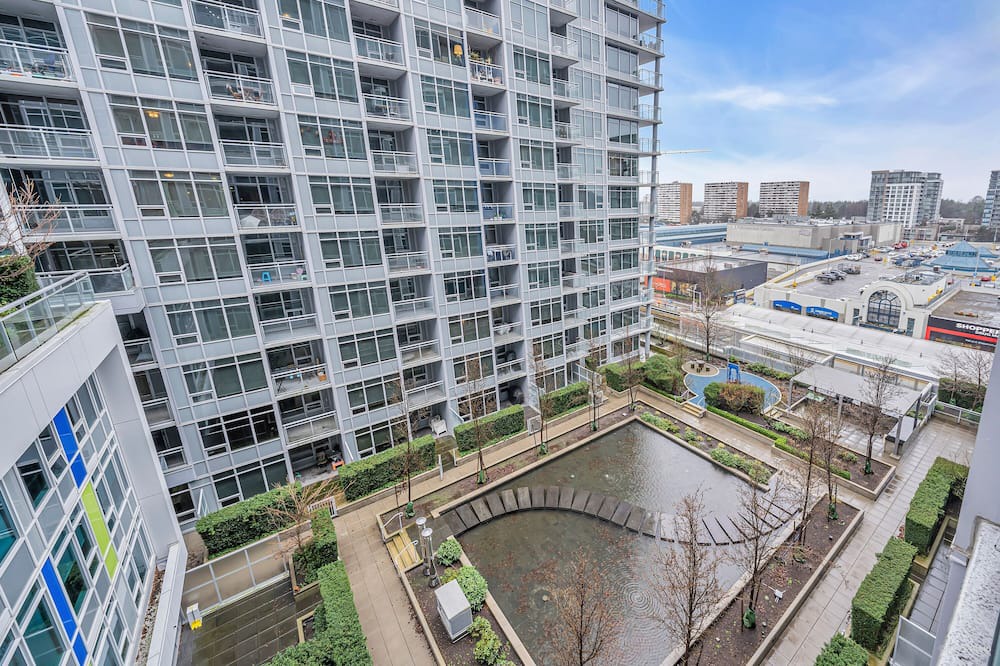 Photo of Outdoor in Richmond City Centre