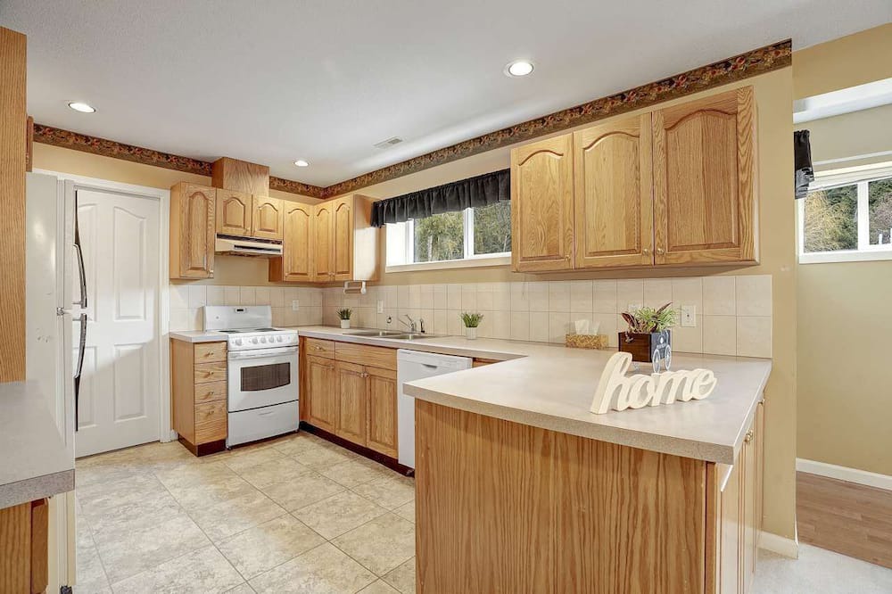 Photo of Kitchen in Maple Ridge