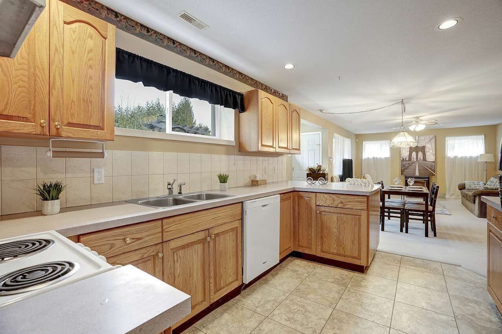 Photo of Kitchen in Maple Ridge