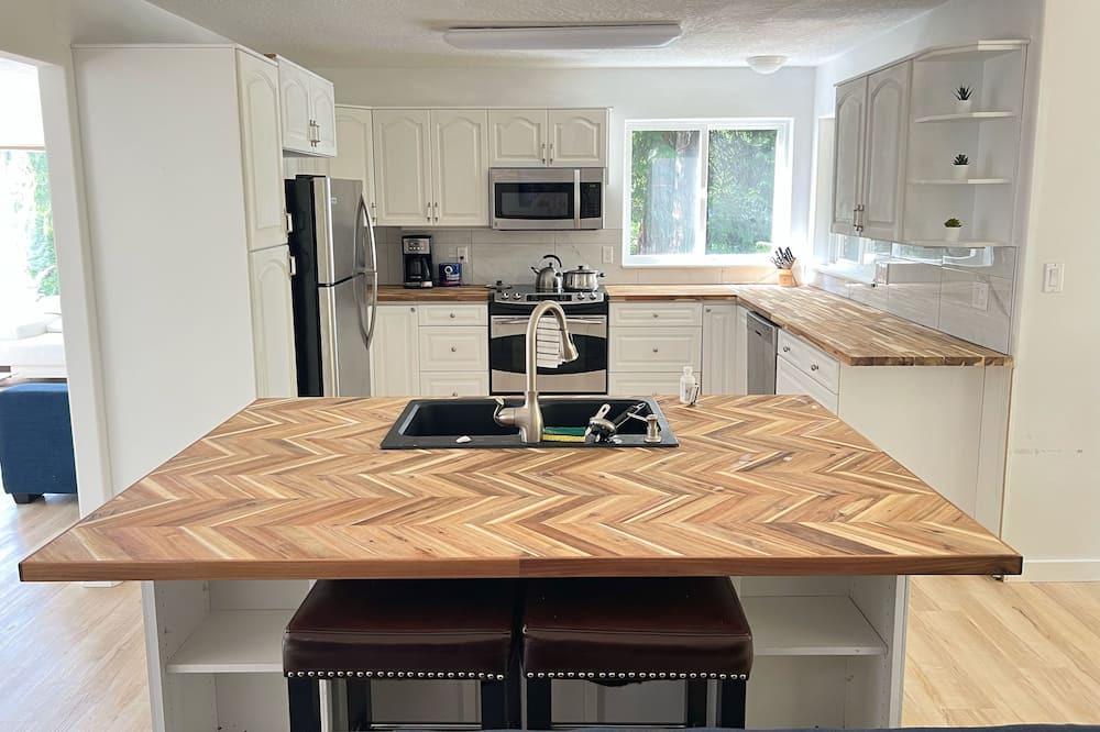 Photo of Kitchen in Fanny Bay