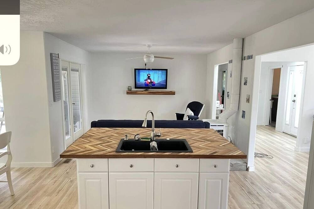 Photo of Kitchen in Fanny Bay