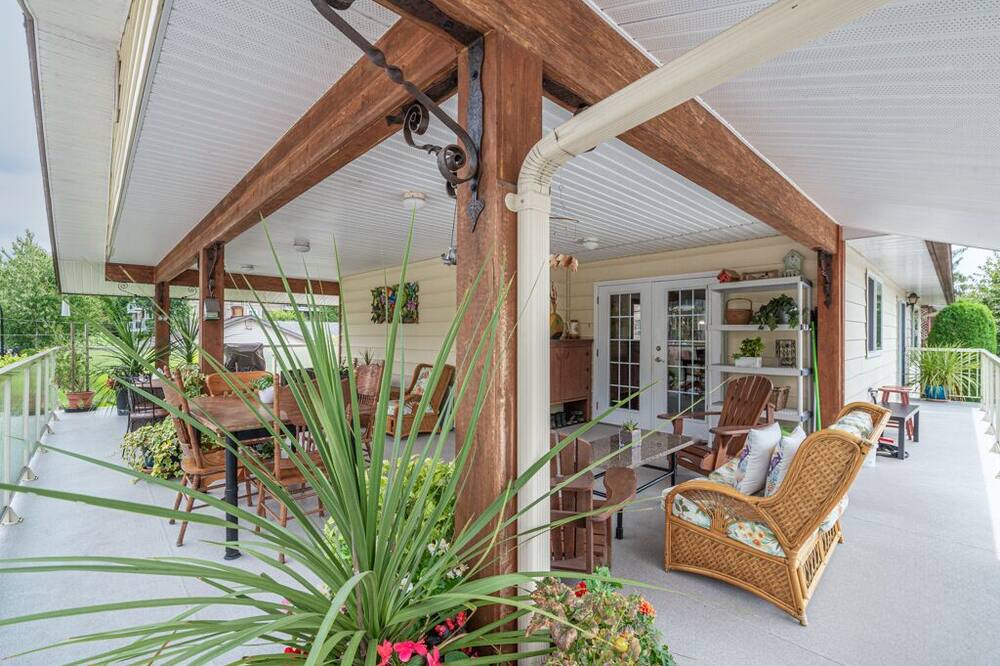 Photo of Patio Balcony in Maple Ridge