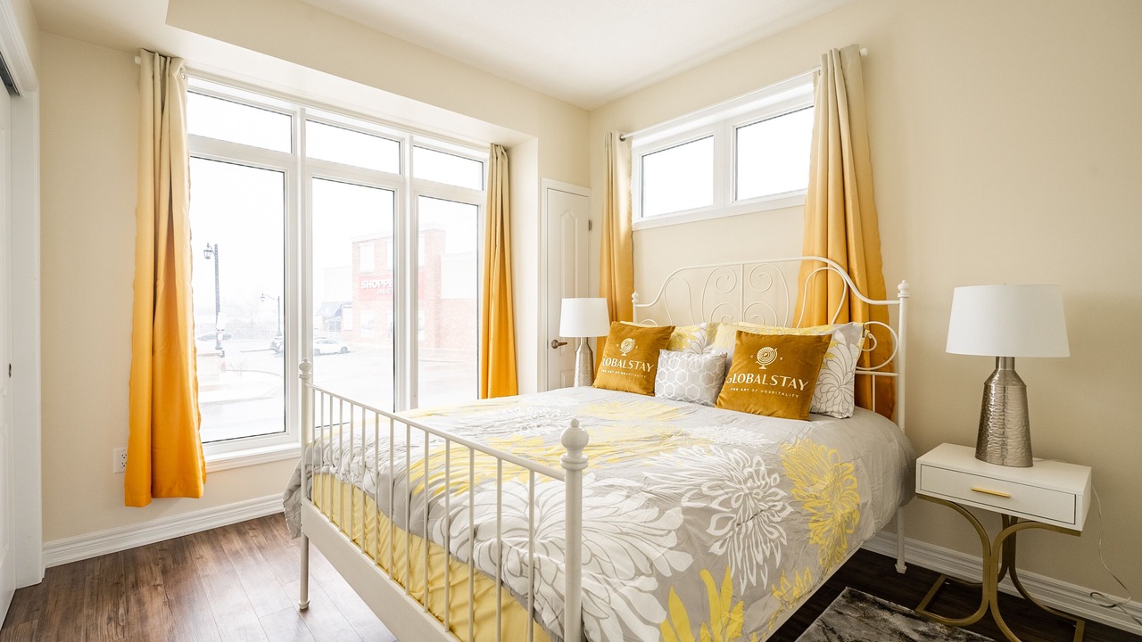 Photo of Bedroom in Beamsville