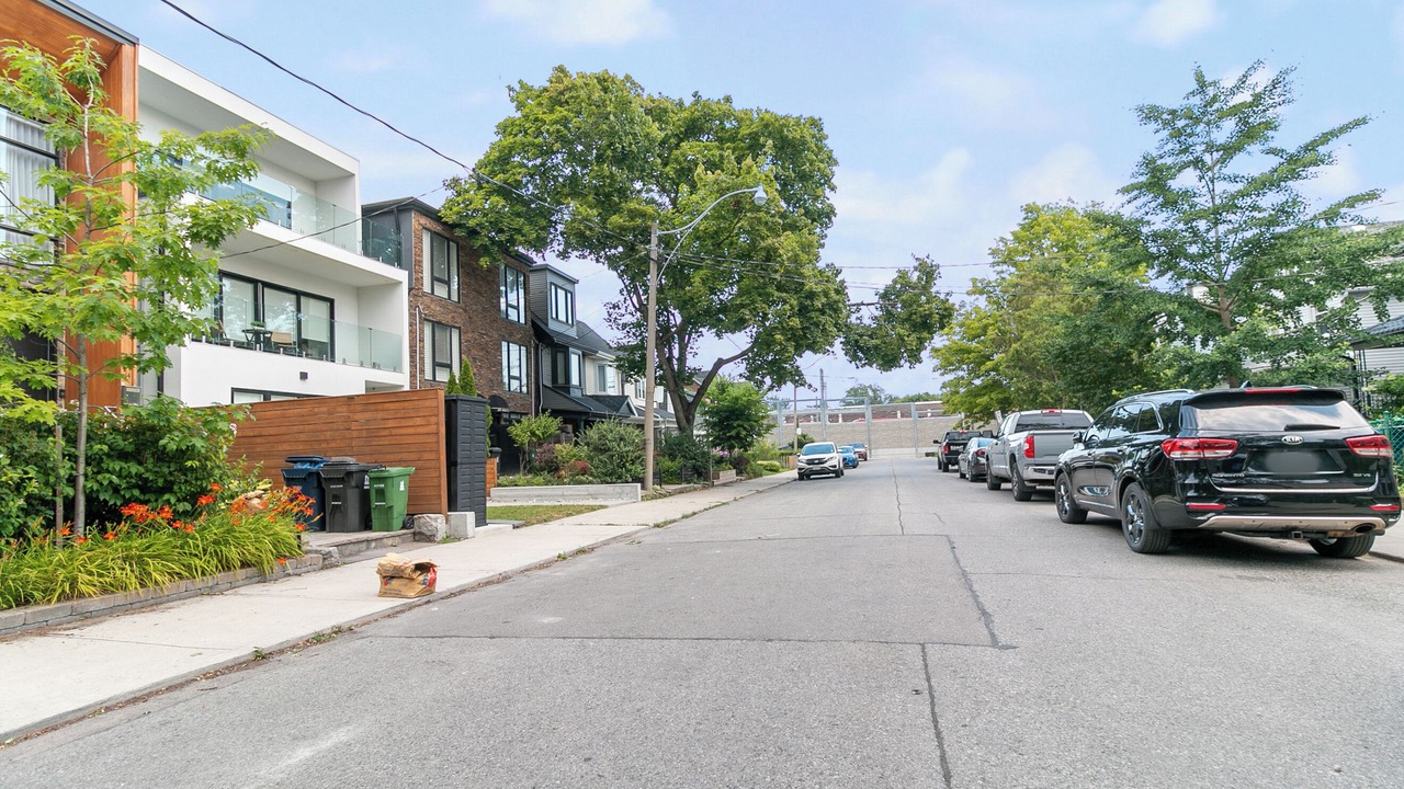 Photo of Outdoor in Leslieville