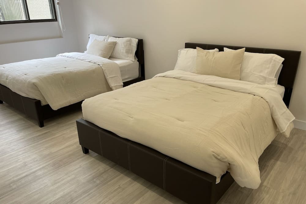 Photo of Bedroom in Laval