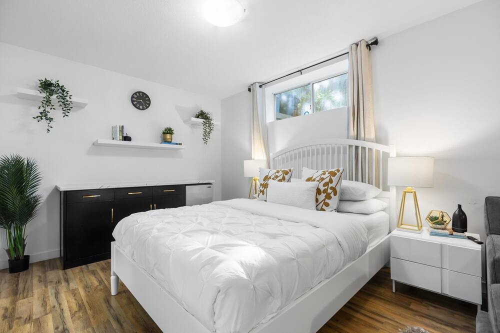 Photo of Bedroom in Townline Hill