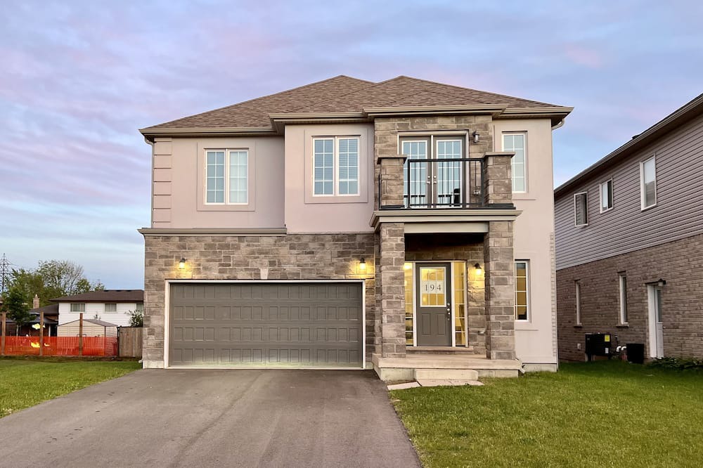 Photo of Outdoor in Welland