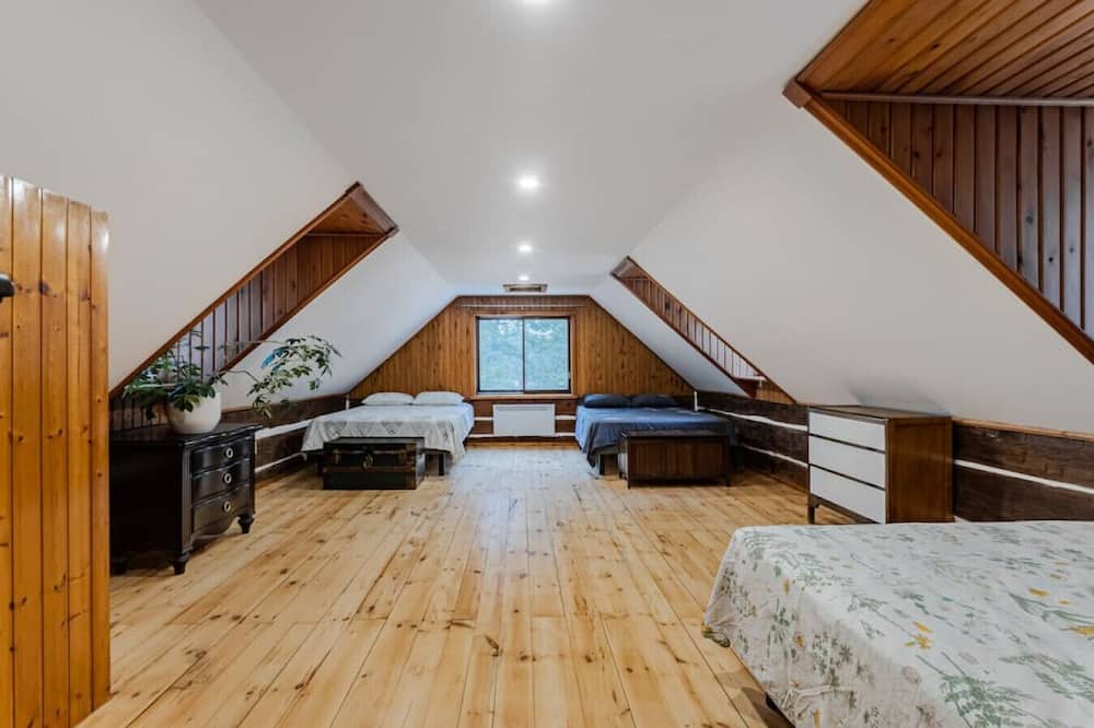 Photo of Bedroom in Mayo