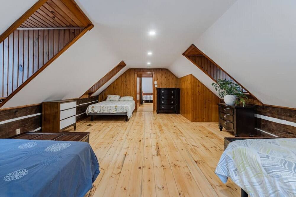 Photo of Bedroom in Mayo