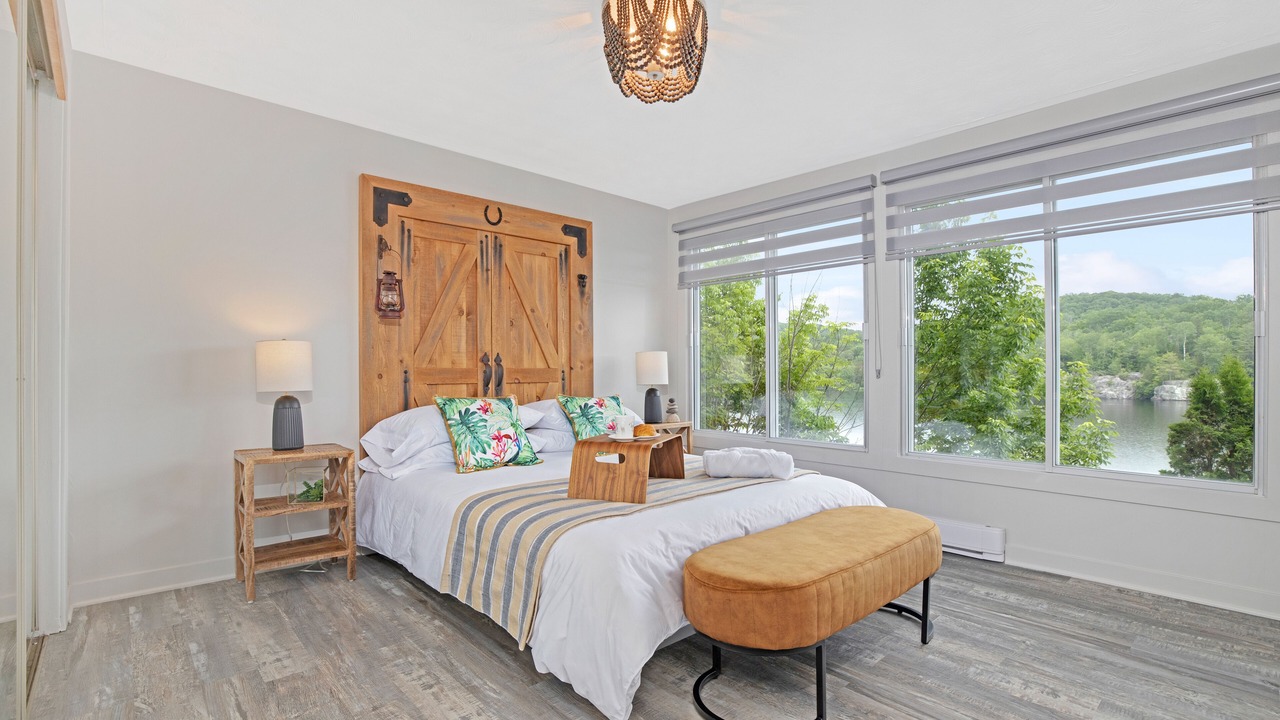 Photo of Bedroom in Val-des-Monts