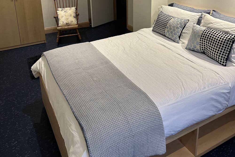 Photo of Bedroom in Creemore