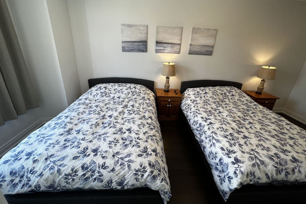 Photo of Bedroom in Aurora