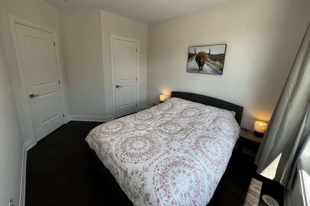 Photo of Bedroom in Aurora