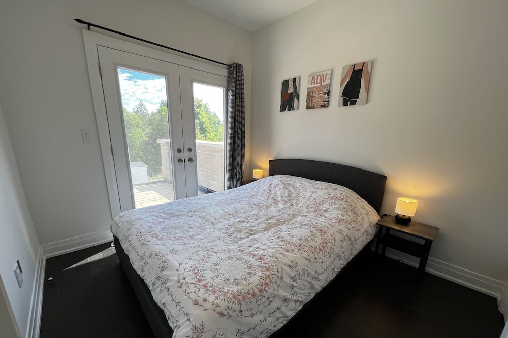 Photo of Bedroom in Aurora