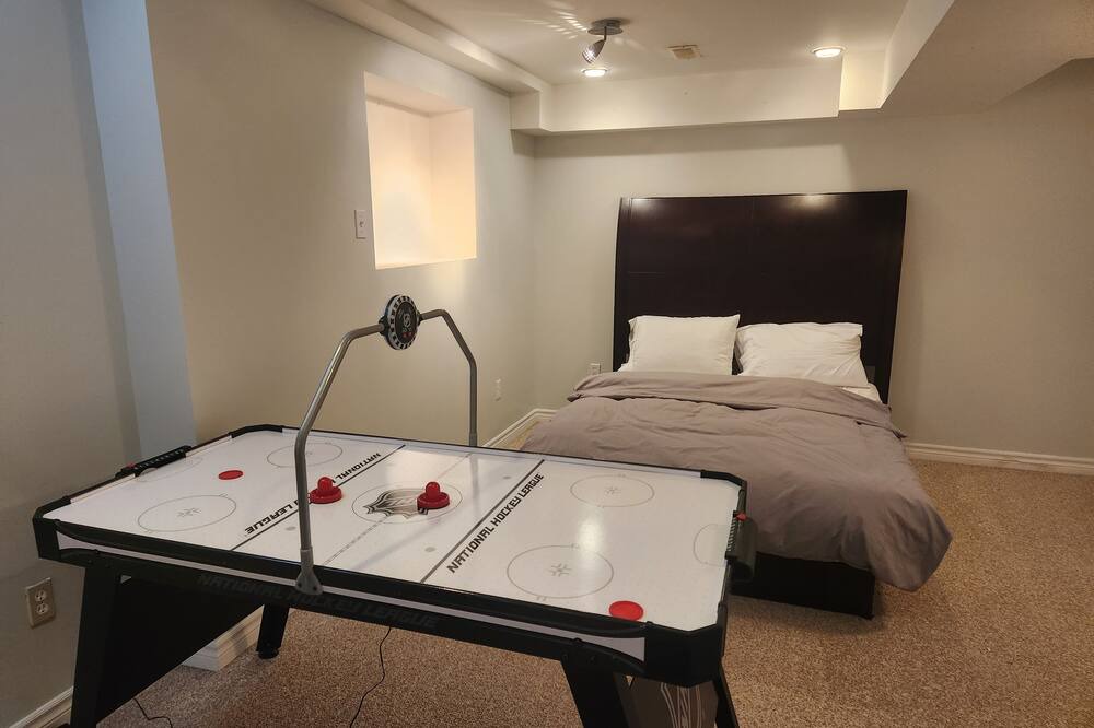 Photo of Bedroom in Owen Sound