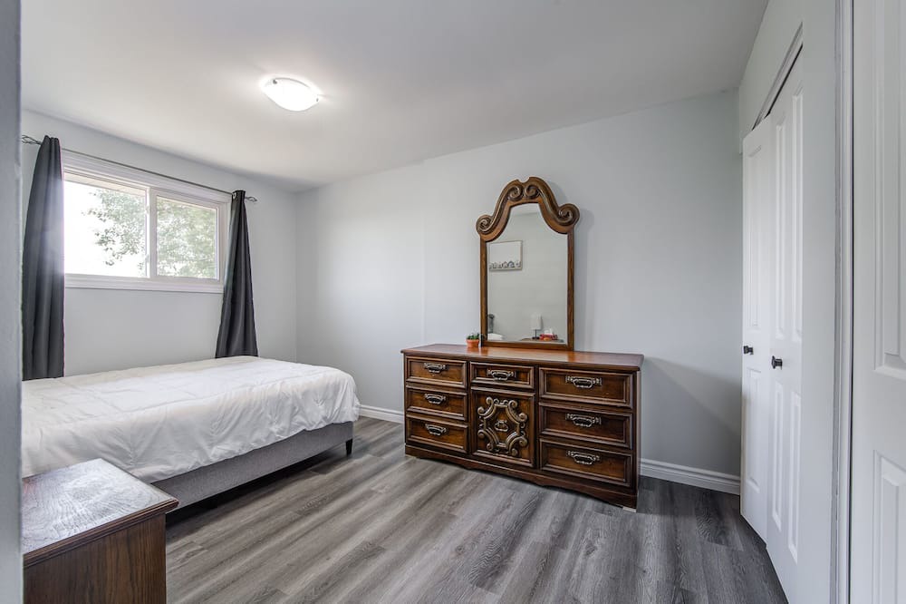Photo of Bedroom in Exeter