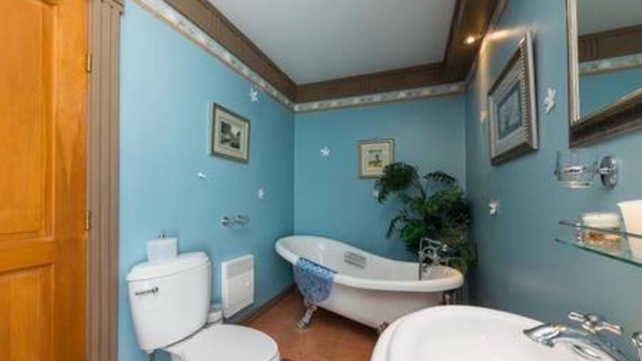 Photo of Bathroom in Pointe-au-Pic