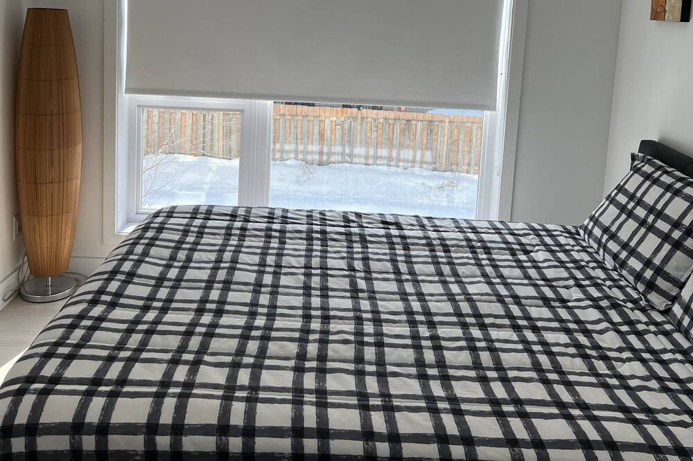 Photo of Bedroom in Ahuntsic