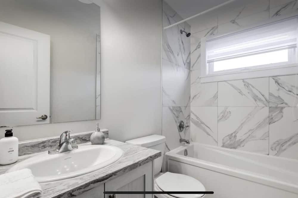 Photo of Bathroom in Carleton Place