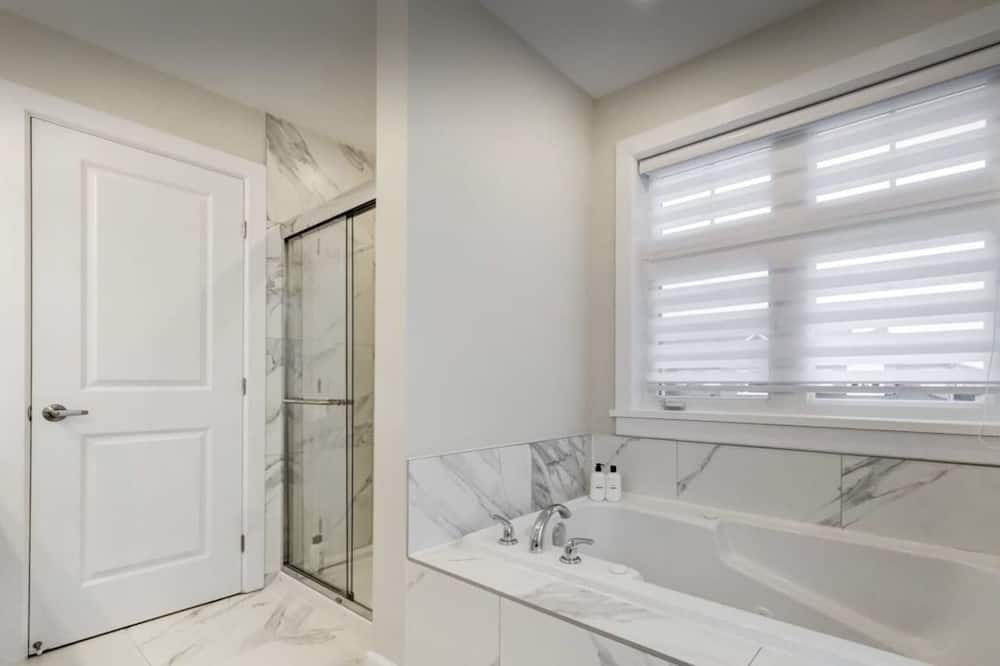 Photo of Bathroom in Carleton Place