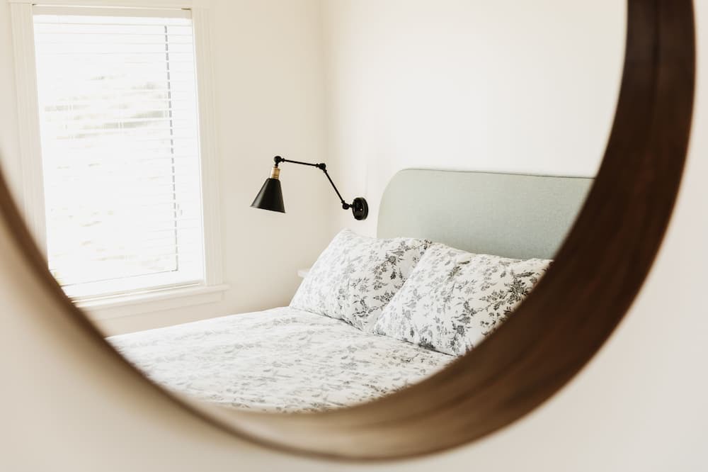 Photo of Bedroom in L'Ile-du-Havre-Aubert