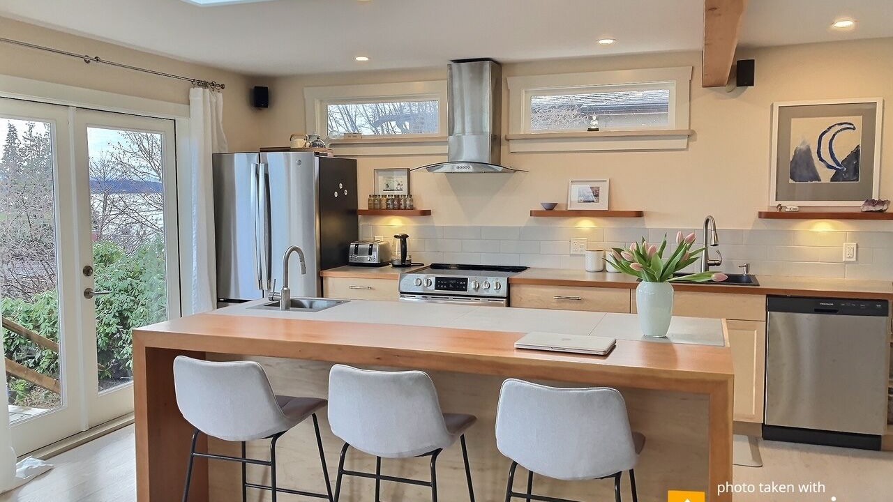 Photo of Kitchen in Union Bay