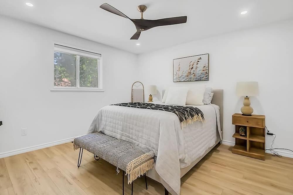 Photo of Bedroom in Town of Essex