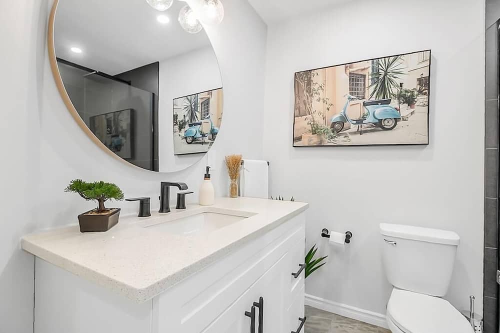 Photo of Bathroom in Town of Essex