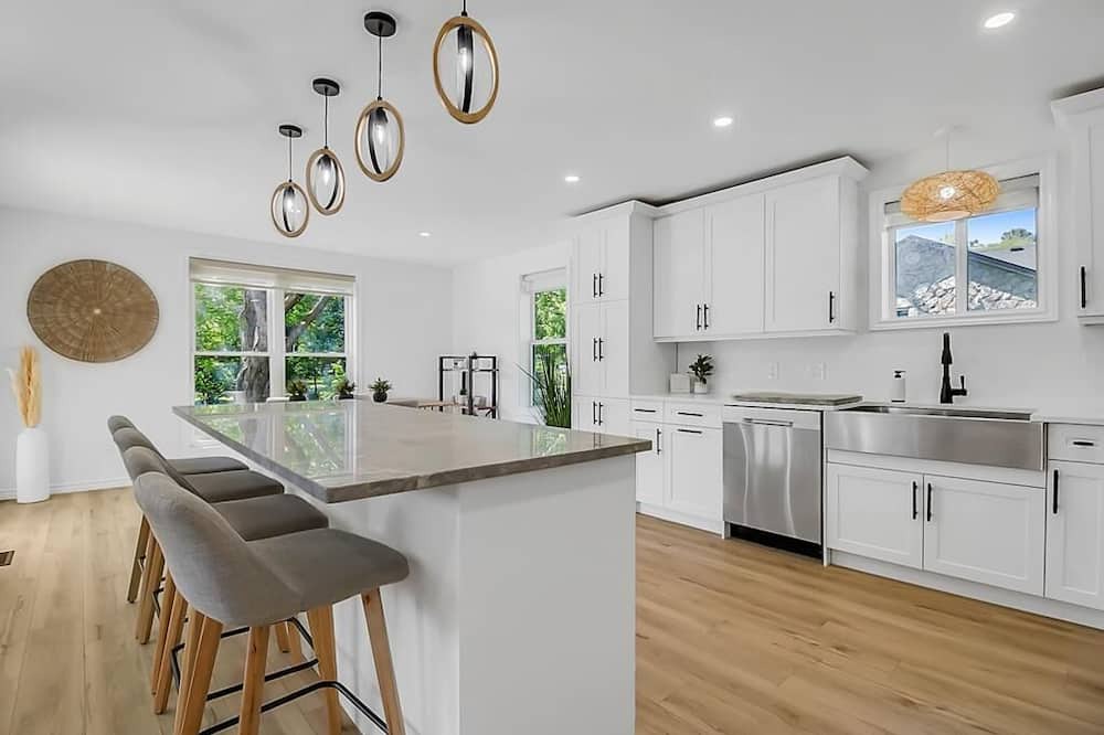 Photo of Kitchen in Town of Essex