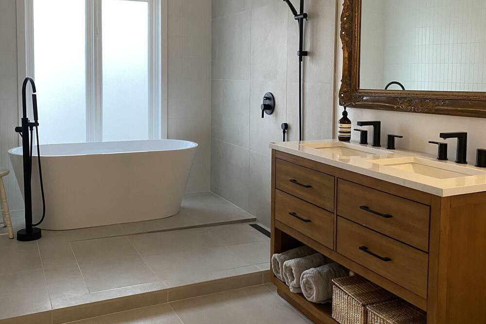 Photo of Bathroom in Rawdon