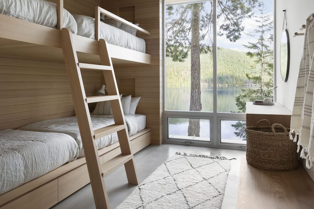 Photo of Bedroom in Madeira Park