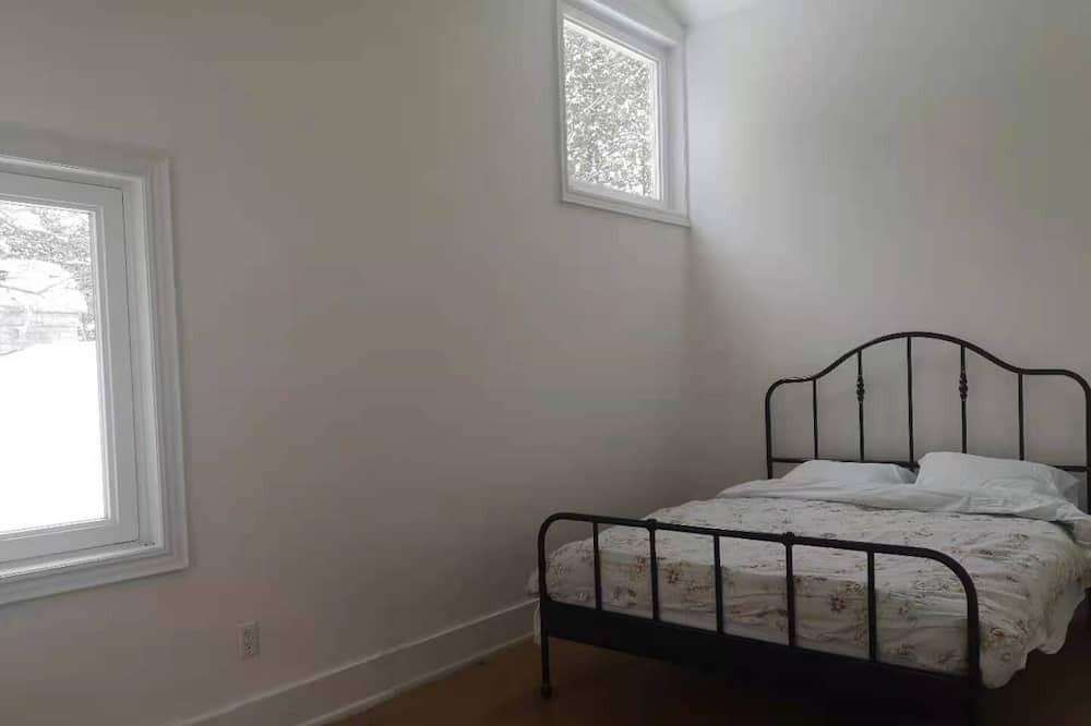 Photo of Bedroom in Markham