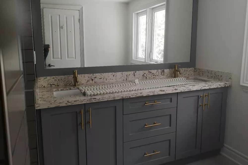 Photo of Bathroom in Markham
