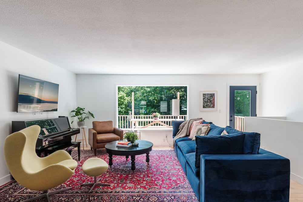 Photo of Livingroom in Salmon Arm