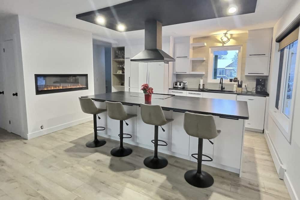 Photo of Kitchen in Chateau-Richer