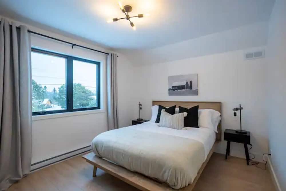 Photo of Bedroom in Arundel