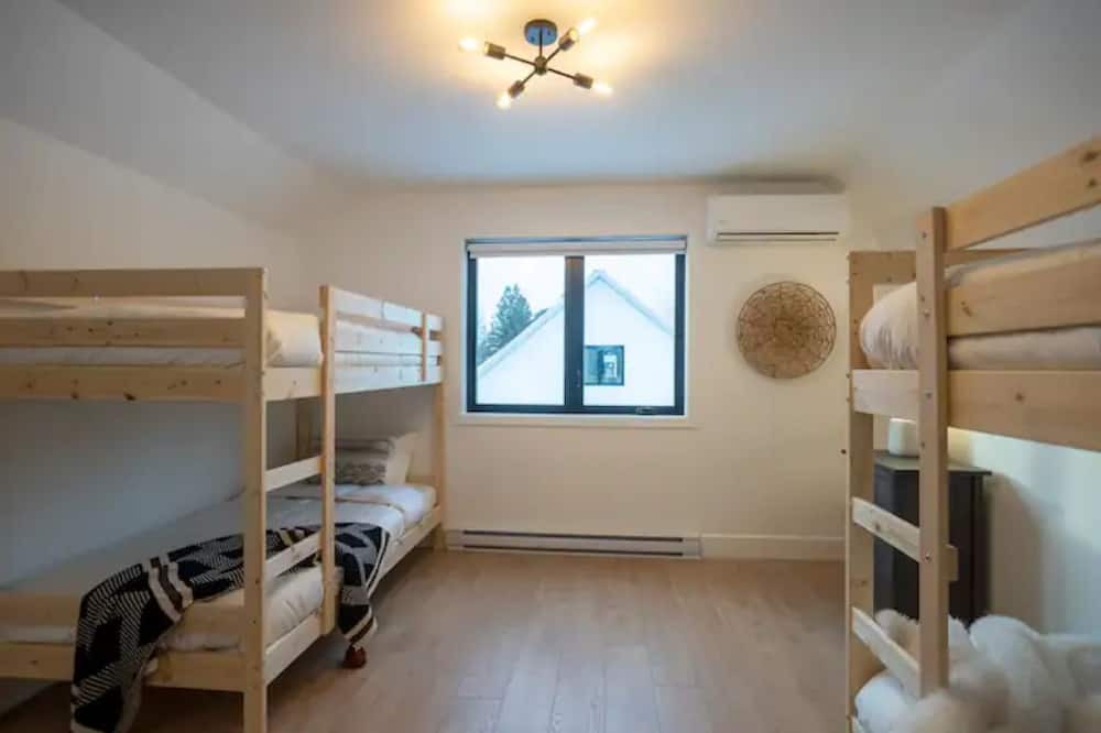 Photo of Bedroom in Arundel