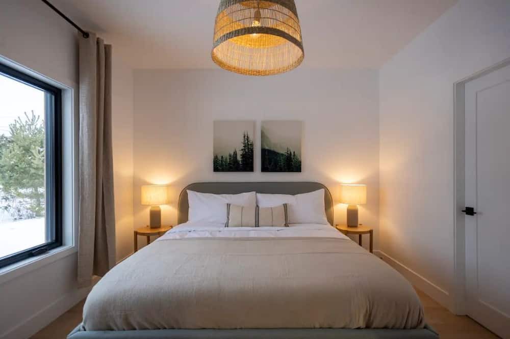 Photo of Bedroom in Arundel