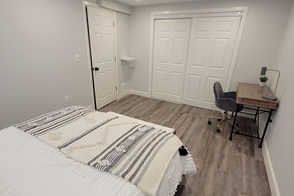 Photo of Bedroom in Thornhill