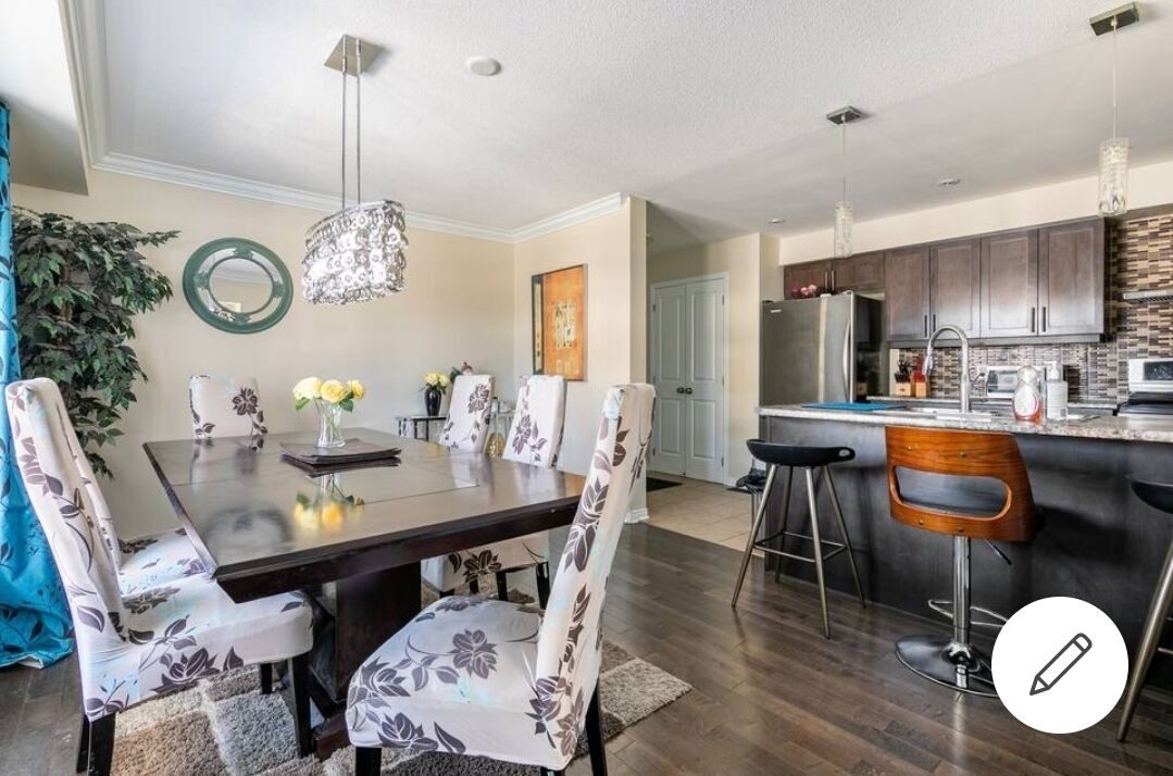 Photo of Livingroom in Ottawa Division