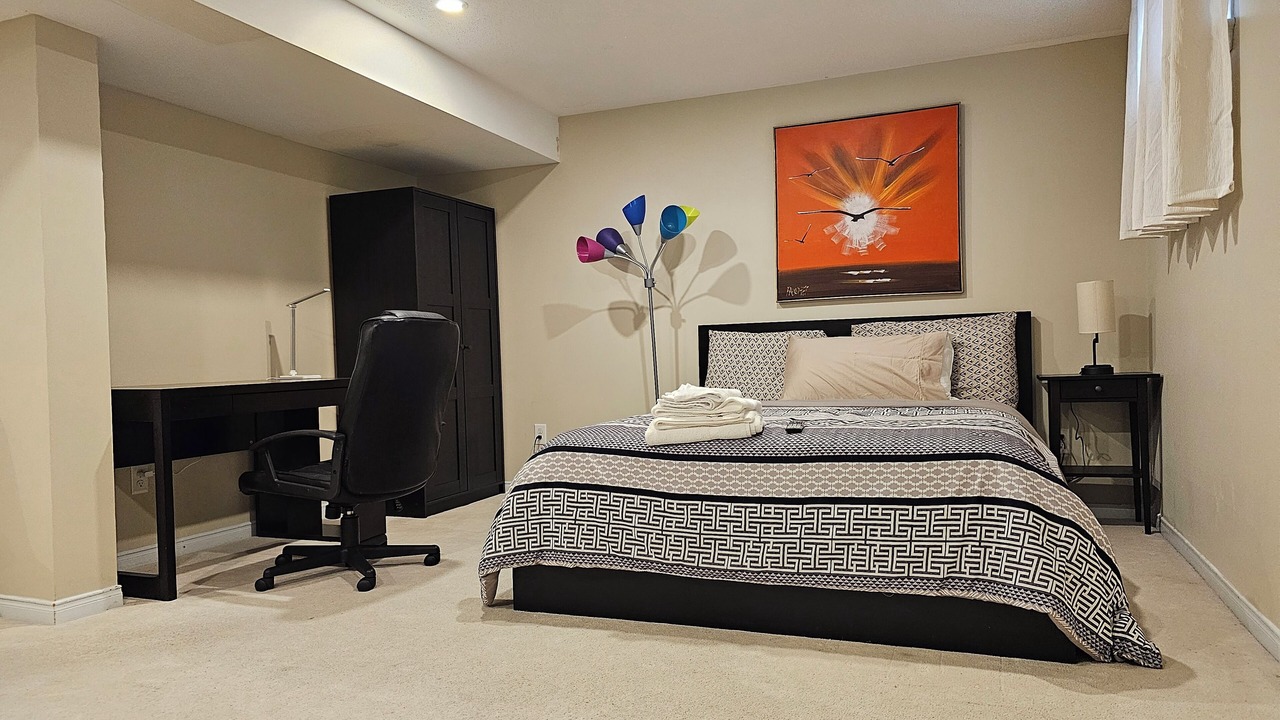 Photo of Bedroom in Ottawa Division