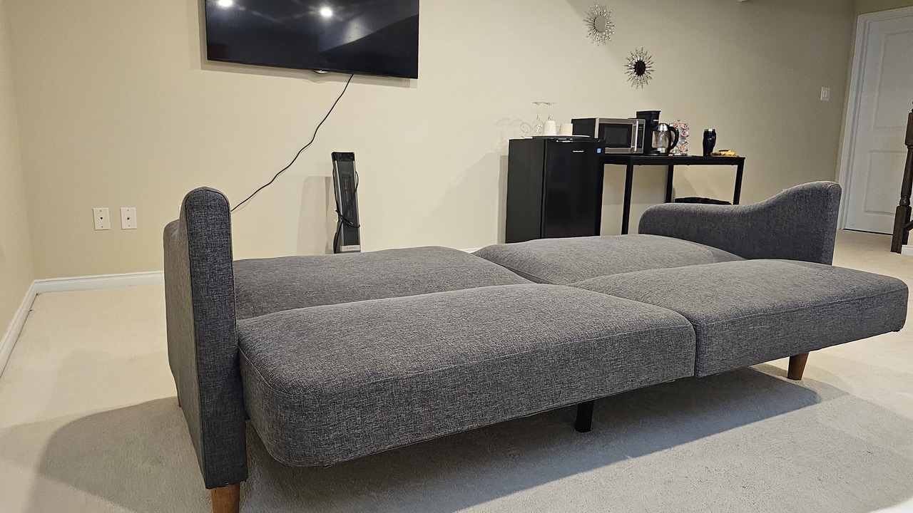 Photo of Bedroom in Ottawa Division