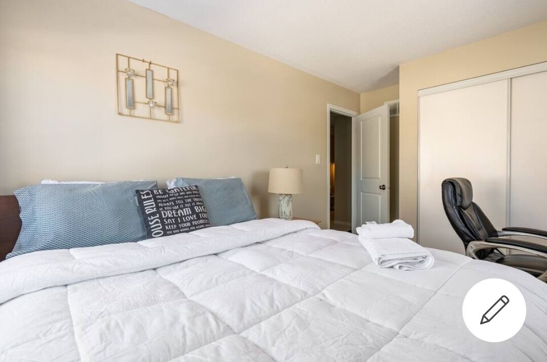 Photo of Bedroom in Ottawa Division