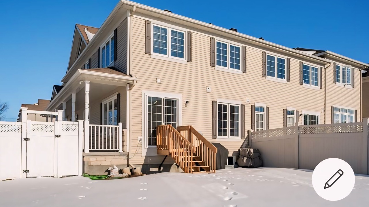 Photo of Outdoor in Ottawa Division