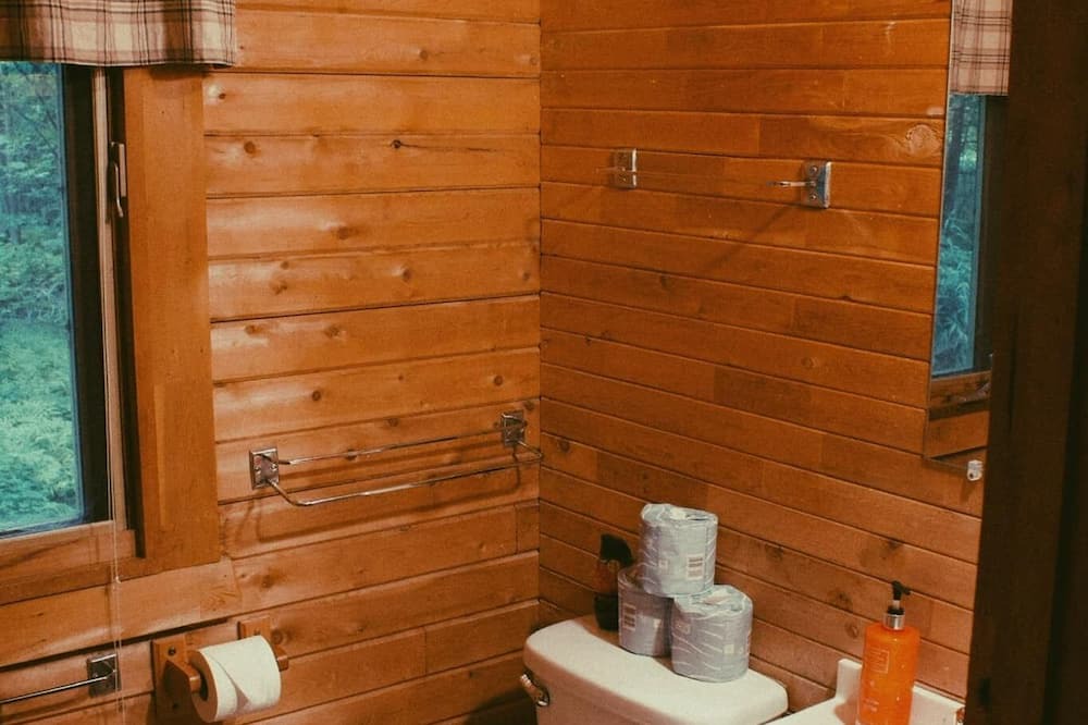 Photo of Bathroom in Sainte-Anne-de-Sorel