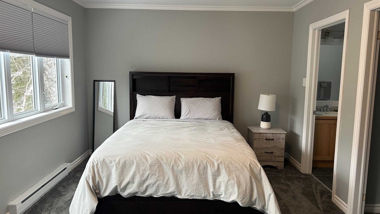 Photo of Bedroom in Pasadena