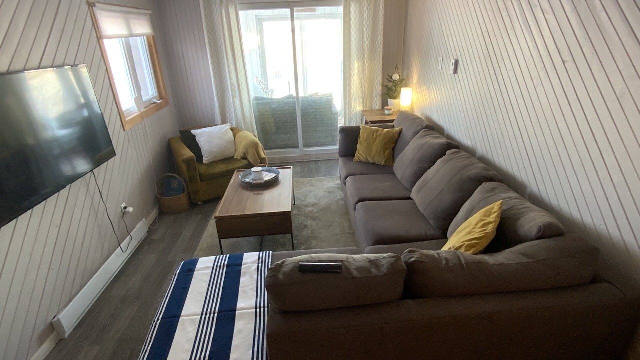 Photo of Livingroom in Val-Brillant