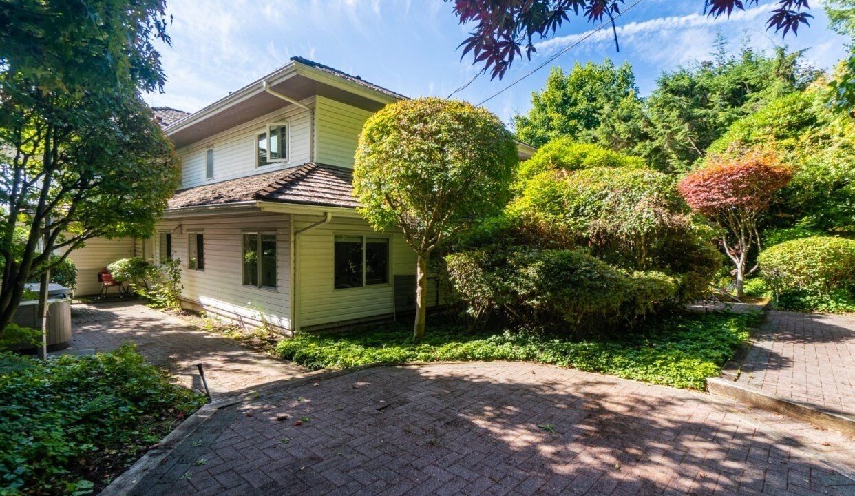 Photo of Outdoor in West Vancouver